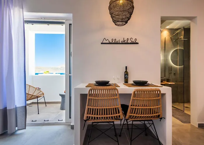 Milos Del Sol Studios